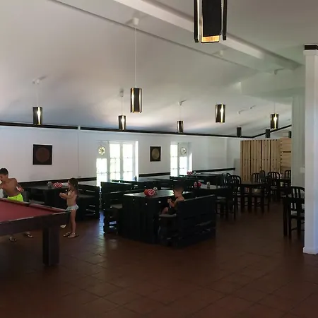 Lüks kamp alanı Astrolodge